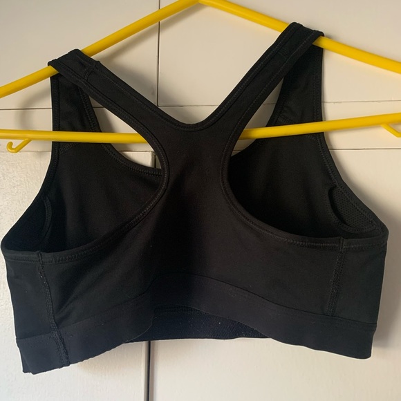 Nike Dri-Fit sports bra - Picture 4 of 5
